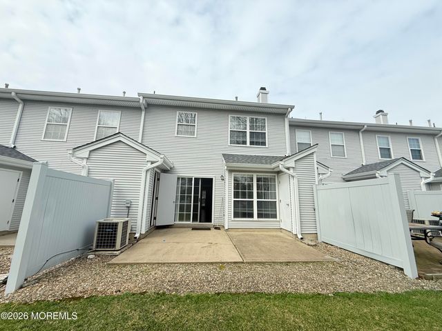 156 Setter Place, Freehold, NJ 07728