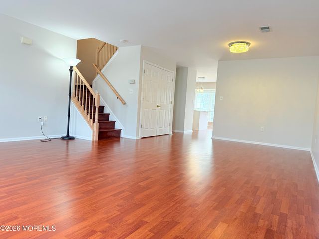 156 Setter Place, Freehold, NJ 07728