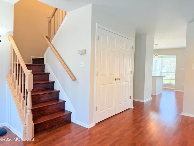 156 Setter Place, Freehold, NJ 07728