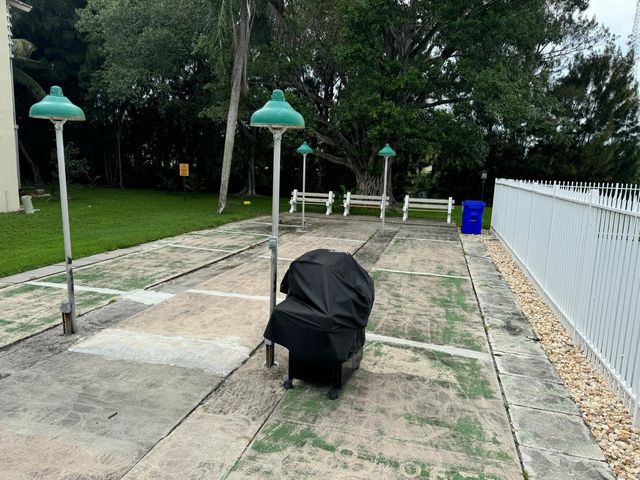 4730 NW 10TH Court 112, Plantation, FL 33313
