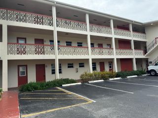 4730 NW 10TH Court 112, Plantation, FL 33313