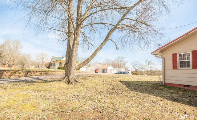 282 W Reed Avenue, Puxico, MO 63960