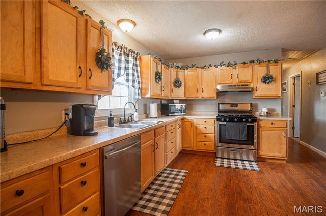 282 W Reed Avenue, Puxico, MO 63960