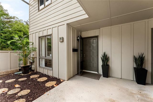 2498 Cedar Brook E, Marietta, GA 30067