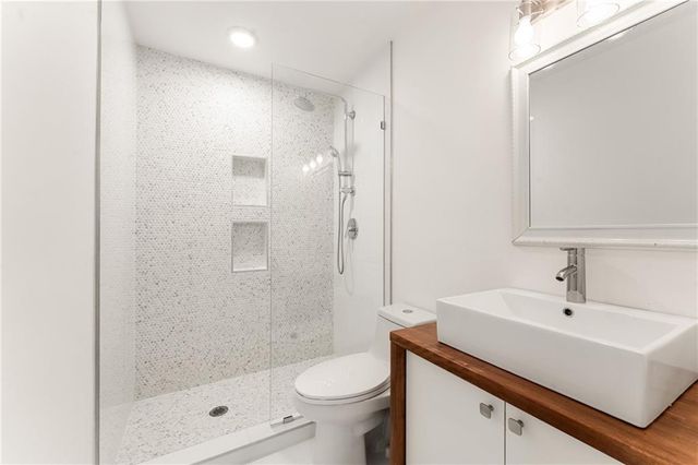 2498 Cedar Brook E, Marietta, GA 30067