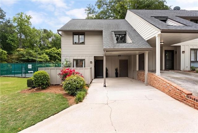 2498 Cedar Brook E, Marietta, GA 30067