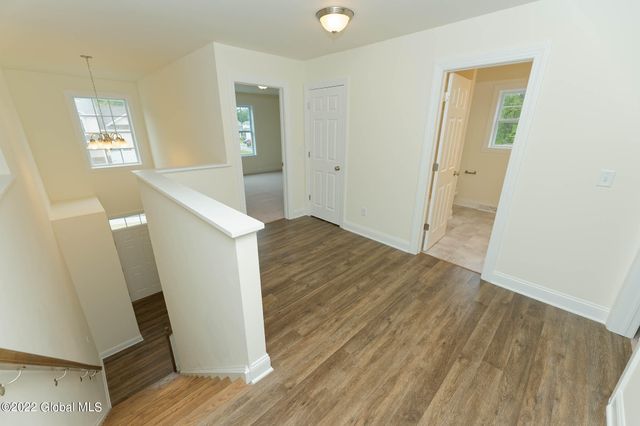7 Balsam Court, Ballston, NY 12019
