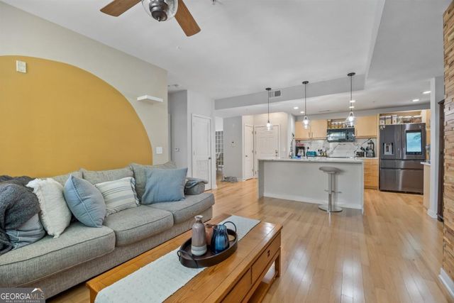 390 17th Street NW 4018, Atlanta, GA 30363