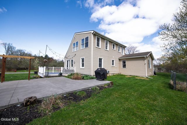 124 Gi Road, Guilderland, NY 12009