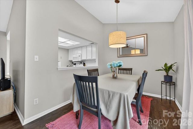 9457 S Vicksburg Park Court, Charlotte, NC 28210