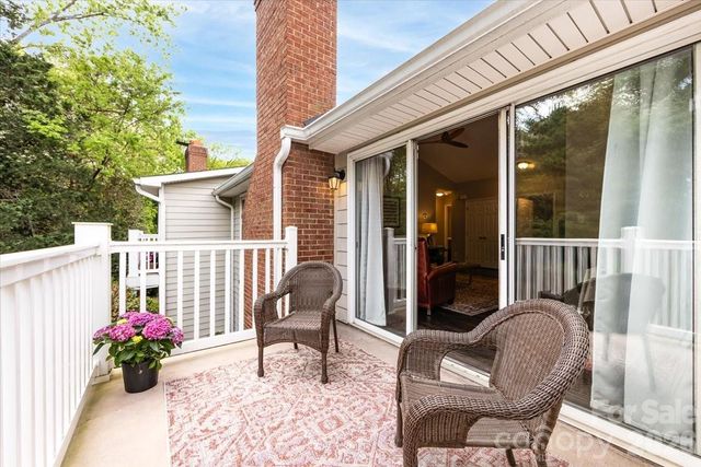 9457 S Vicksburg Park Court, Charlotte, NC 28210