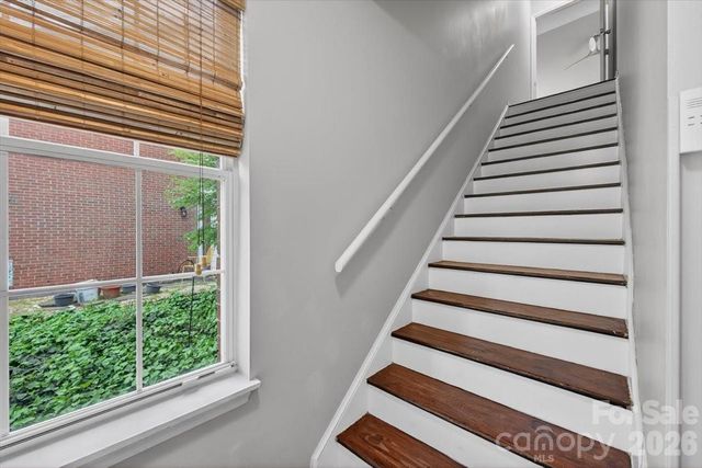 9457 S Vicksburg Park Court, Charlotte, NC 28210