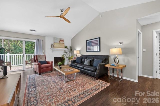 9457 S Vicksburg Park Court, Charlotte, NC 28210