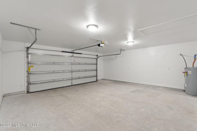 8195 Redstone Drive, Gautier, MS 39553