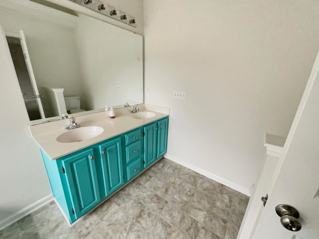 5407 Barnsley Drive, North Charleston, SC 29420