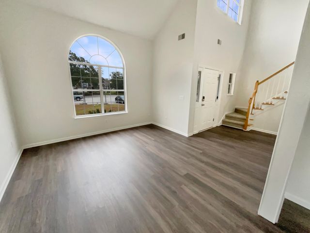 5407 Barnsley Drive, North Charleston, SC 29420