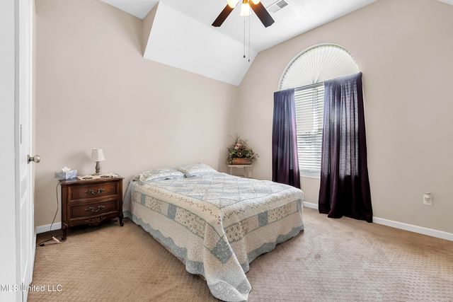 9082 Fox Cove, Olive Branch, MS 38654