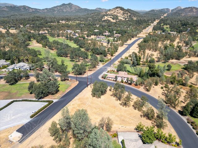 19623 San Vincente Drive, Redding, CA 96003
