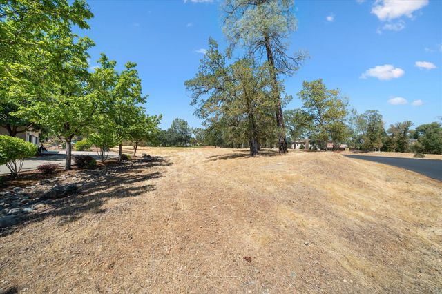19623 San Vincente Drive, Redding, CA 96003