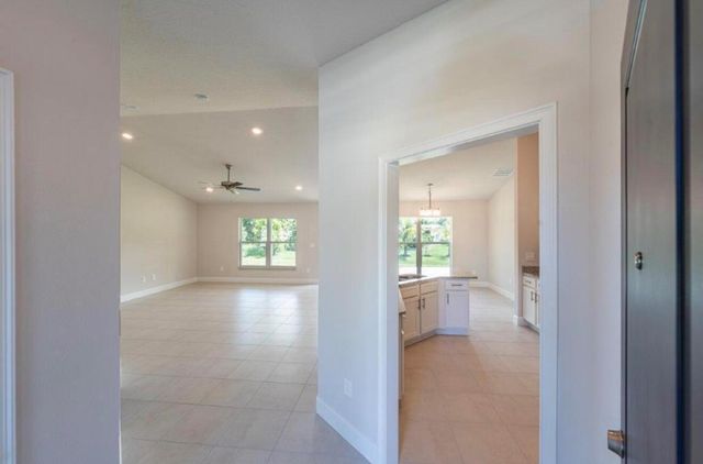 7903 Penny Lane, Fort Pierce, FL 34951