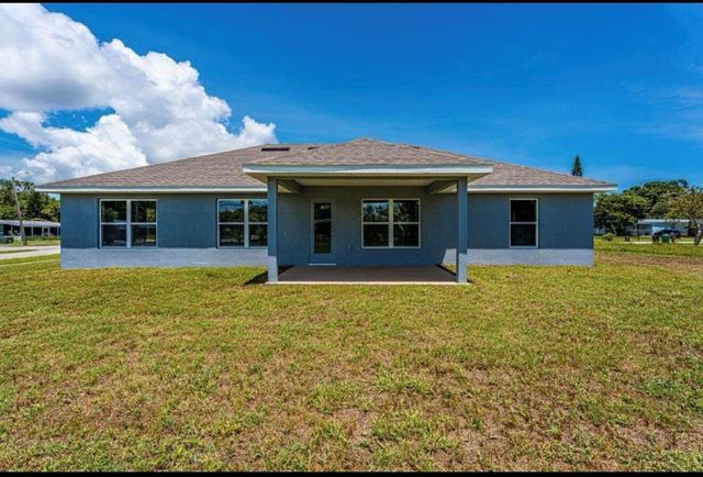 7903 Penny Lane, Fort Pierce, FL 34951