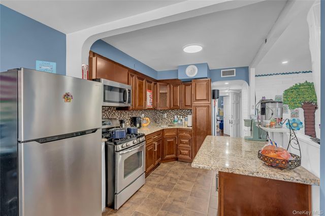 1115 E 83rd Street, Brooklyn, NY 11236