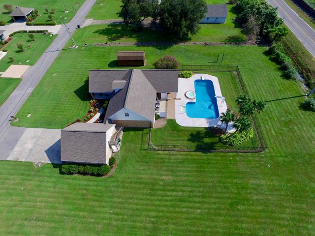 304 Gemini Street, Larose, LA 70373