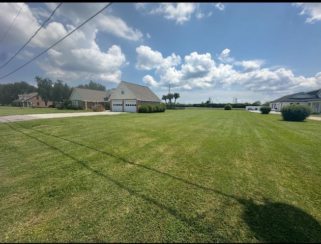 304 Gemini Street, Larose, LA 70373