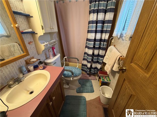 1691 Carlberg, Carroll, NY 14701