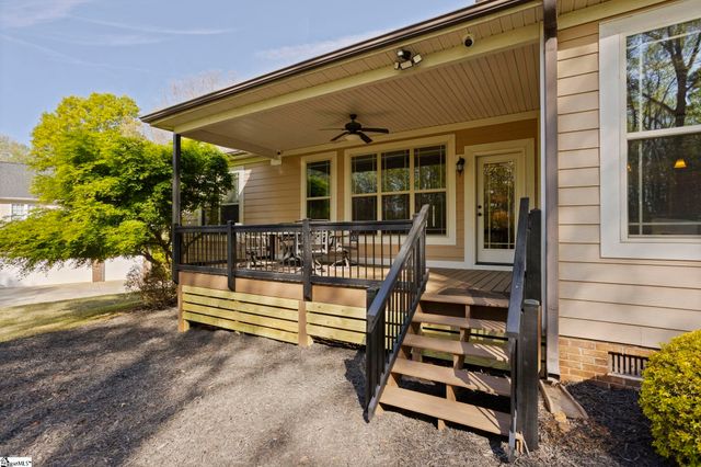 25 Firelight Lane, Easley, SC 29642