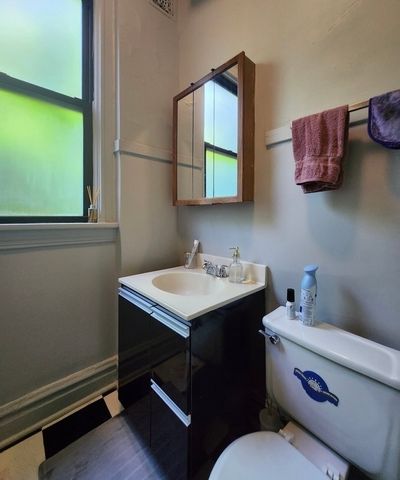3765 N Kenmore Avenue 3W, Chicago, IL 60613