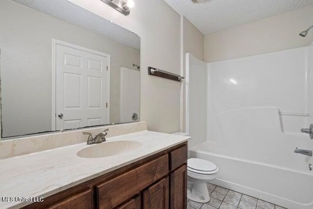 10249 Cottage Court, Biloxi, MS 39540