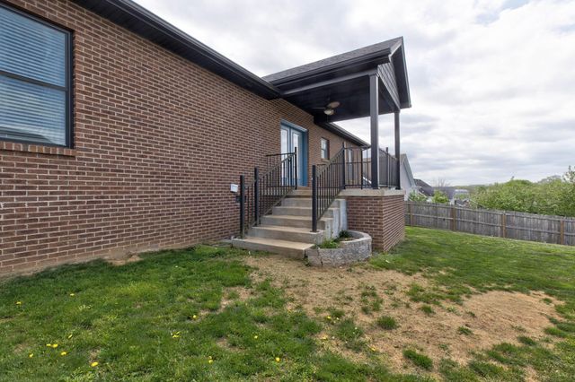 108 Oak View Drive, Mt Sterling, KY 40353