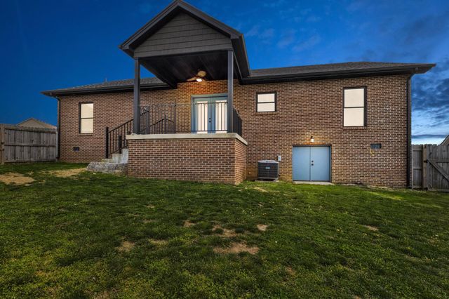 108 Oak View Drive, Mt Sterling, KY 40353