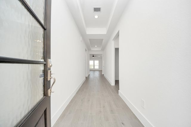 2788 Portugal Laurel Drive, Alvin, TX 77511