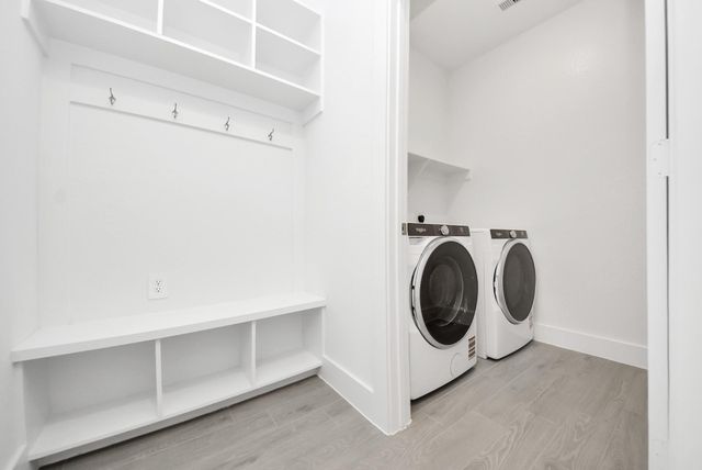 2788 Portugal Laurel Drive, Alvin, TX 77511