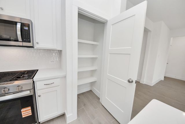 2788 Portugal Laurel Drive, Alvin, TX 77511