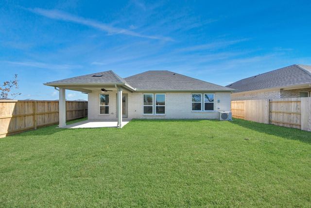 2788 Portugal Laurel Drive, Alvin, TX 77511