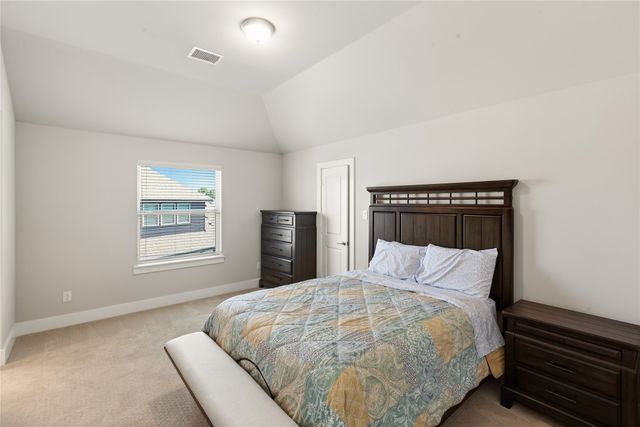 1938 Silver Creek Lane, Cedar Hill, TX 75104