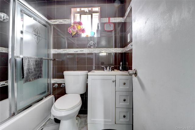 15818 85th Avenue, Jamaica, NY 11432