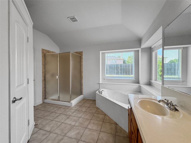 327 Kansas Trail, Murphy, TX 75094