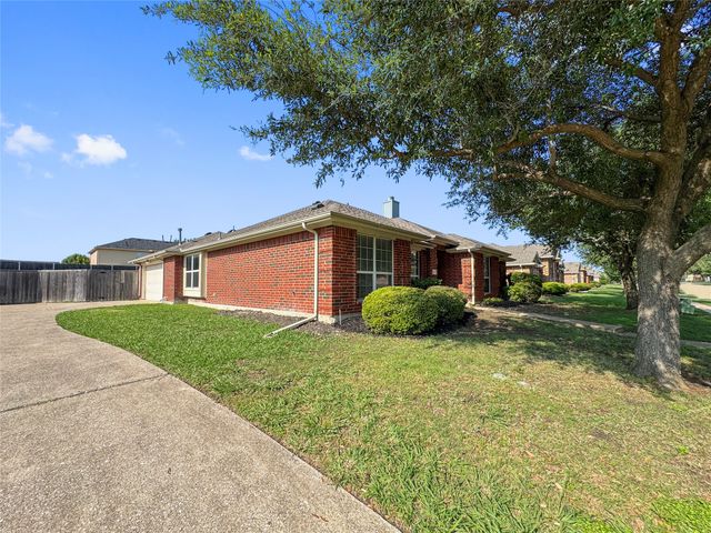 327 Kansas Trail, Murphy, TX 75094