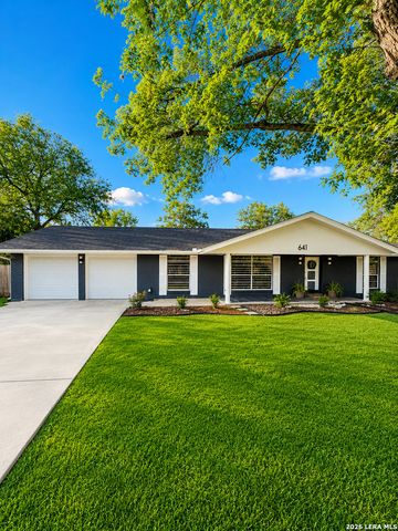 641 Richfield Dr., Windcrest, TX 78239