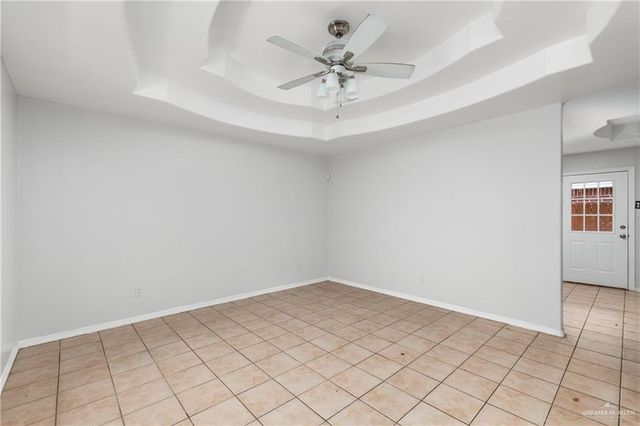 933 English Avenue, Edinburg, TX 78541
