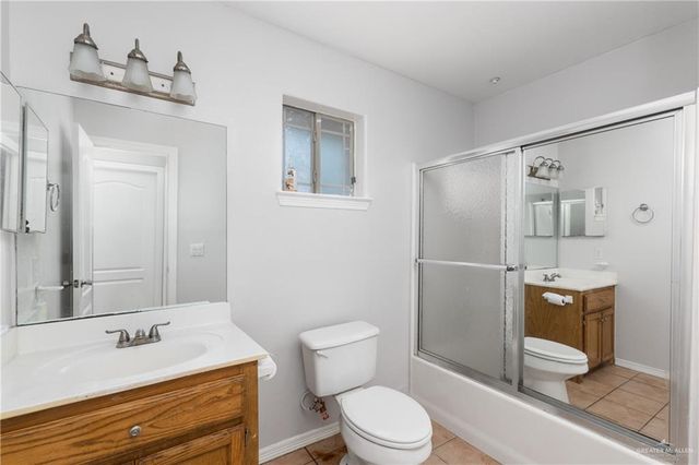 933 English Avenue, Edinburg, TX 78541