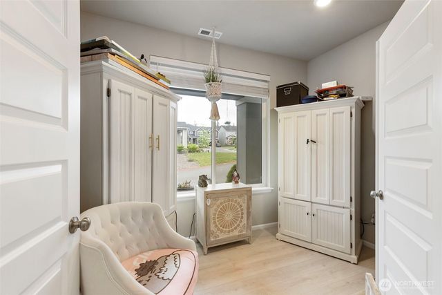 962 Thrush Court SE, Port Orchard, WA 98366