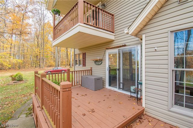 700 Stillwater Drive, Deerfield, OH 44411