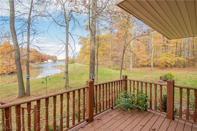 700 Stillwater Drive, Deerfield, OH 44411