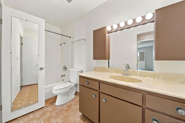 7835 Cowles Mountain Ct B18, San Diego, CA 92119