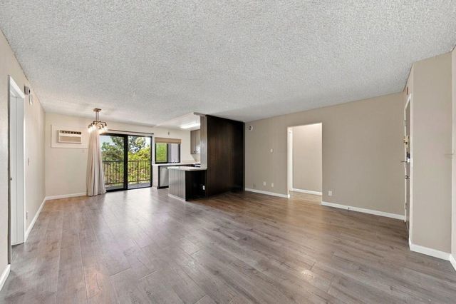 7835 Cowles Mountain Ct B18, San Diego, CA 92119